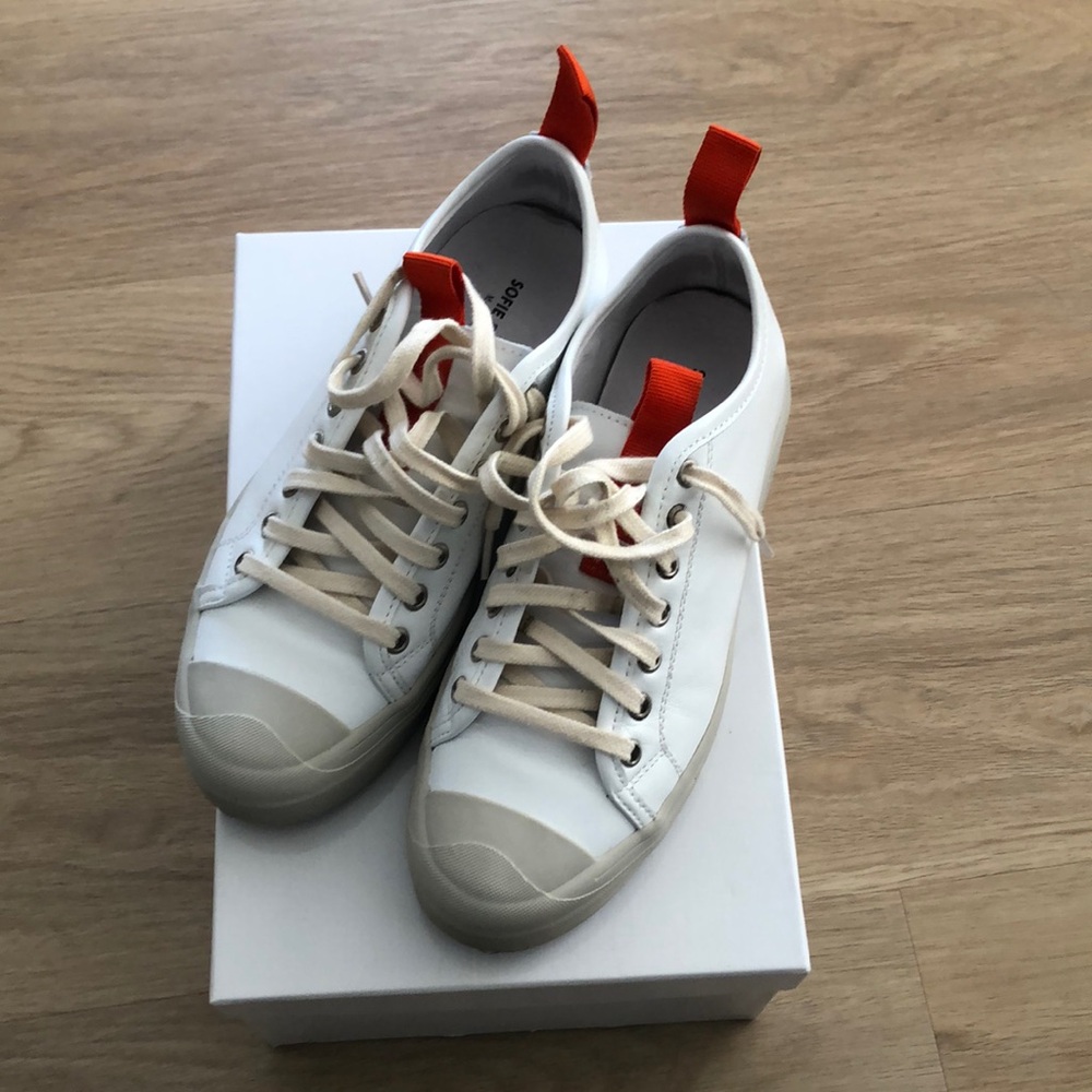Leather white sneakers